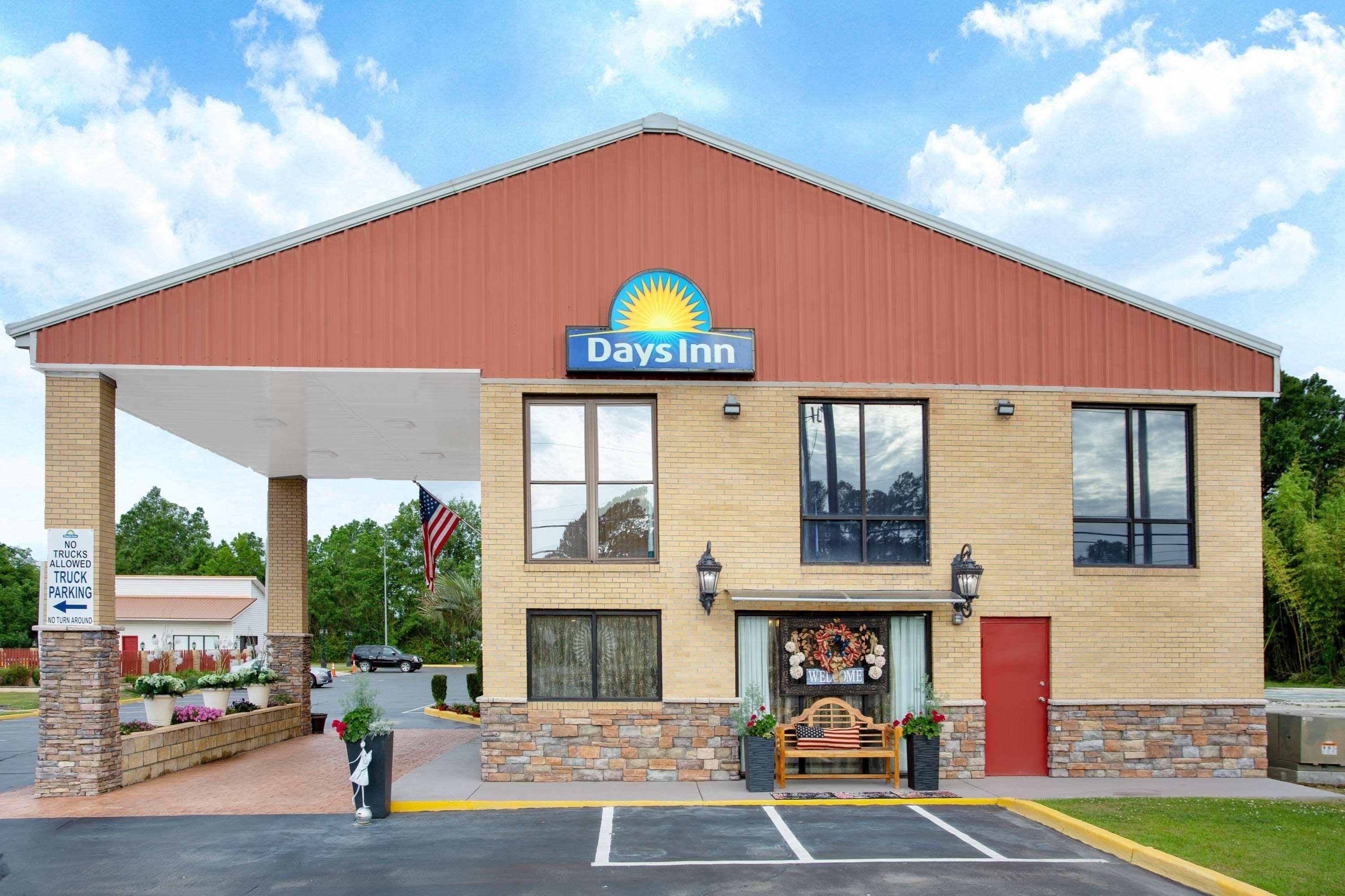 Days Inn By Wyndham Lake City Exteriör bild